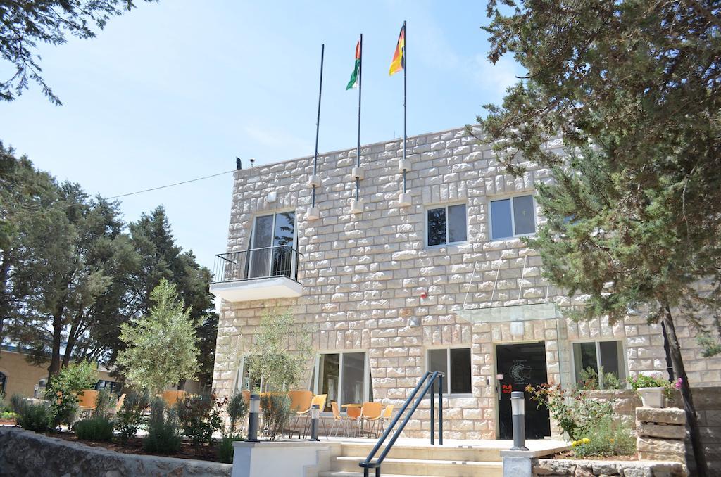 Talitha Kumi Guest House Al-Khader エクステリア 写真